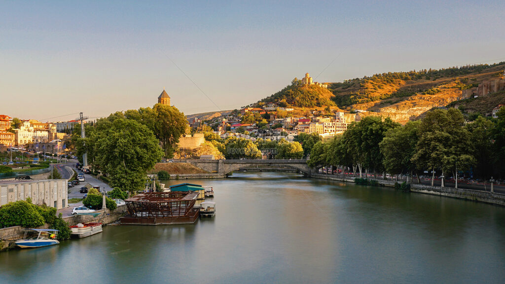 مرشد سياحي في جورجيا المسافرون العرب 