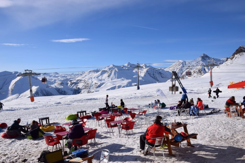 فنادق جبال القوقاز جورجيا