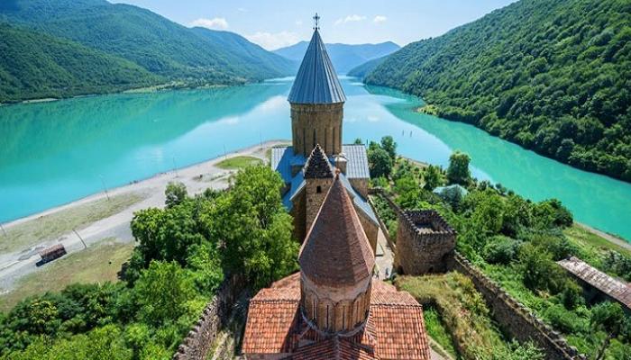 اكتشف كوتايسي جورجيا